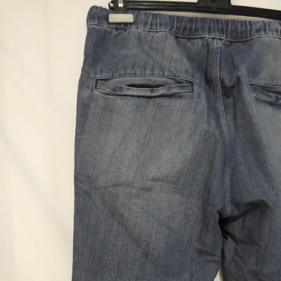 H&M - Divided | size 32 | Faded Blue Denim Joggers - Picture 9 of 14